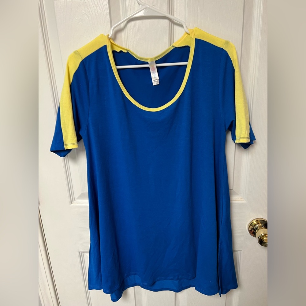 LulaRoe Shirt